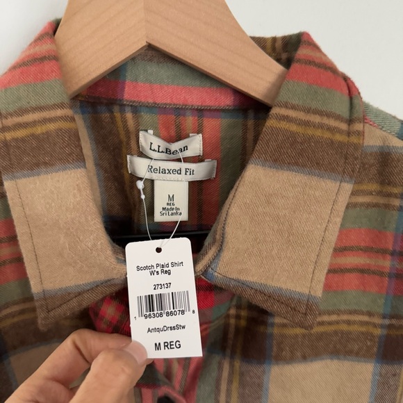 L.L. Bean Medium NEW Scotch Plaid Shirt Antique Dress Stewart Relaxed Fit - Picture 3 of 8